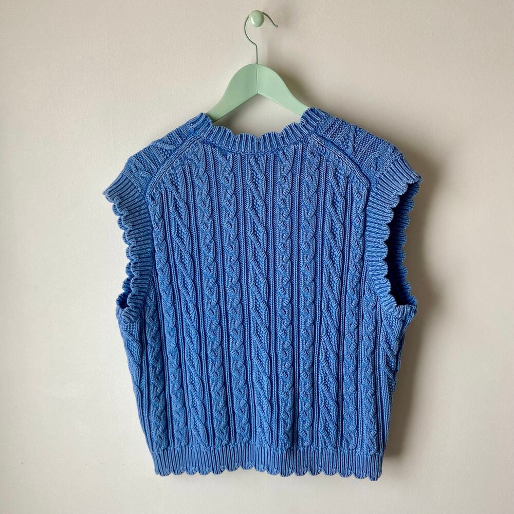 Free Assembly Scalloped Cable Knit Vest Size XL - Picture 2 of 7